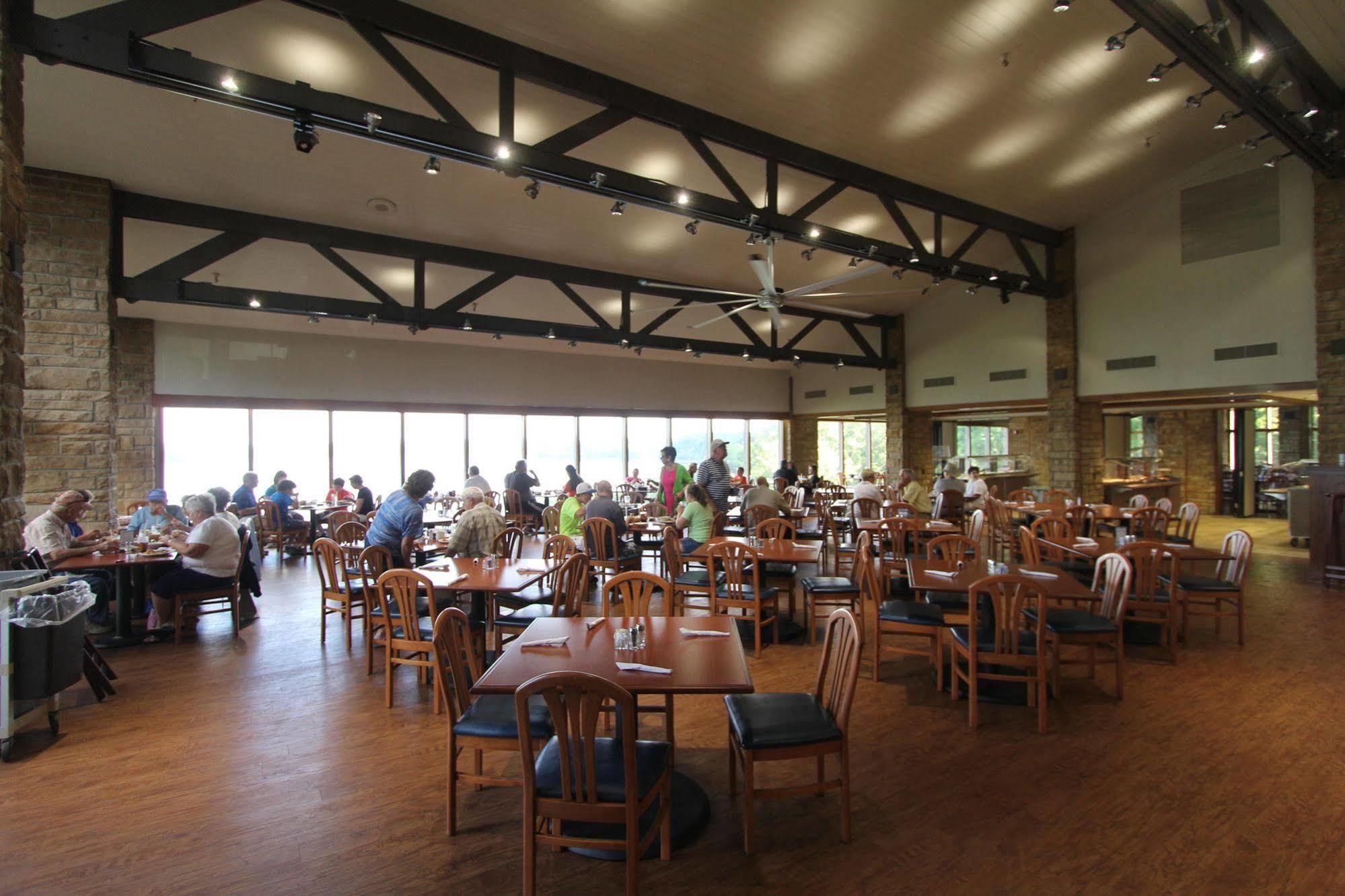 Lake Cumberland State Resort Park Jamestown Екстериор снимка
