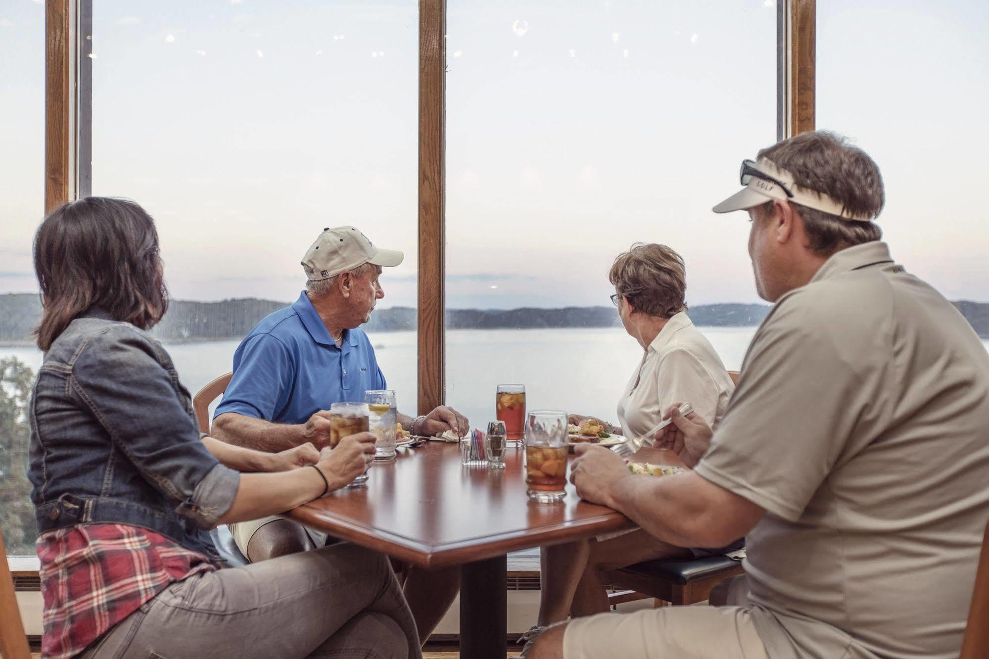 Lake Cumberland State Resort Park Jamestown Екстериор снимка