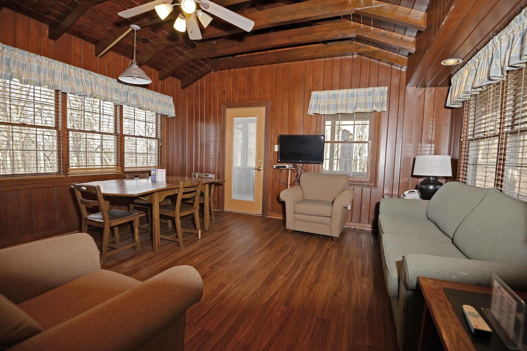 Lake Cumberland State Resort Park Jamestown Екстериор снимка