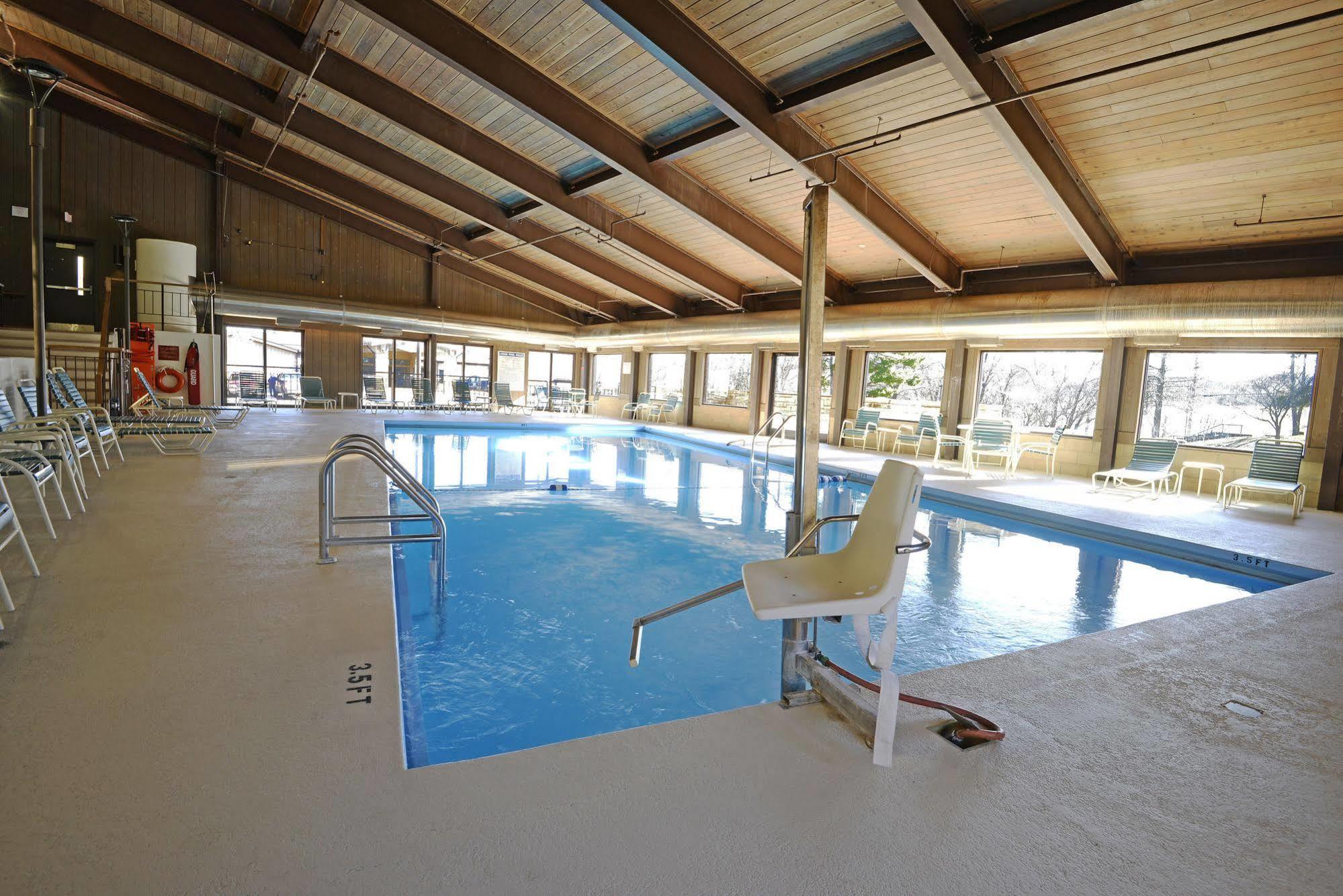 Lake Cumberland State Resort Park Jamestown Екстериор снимка